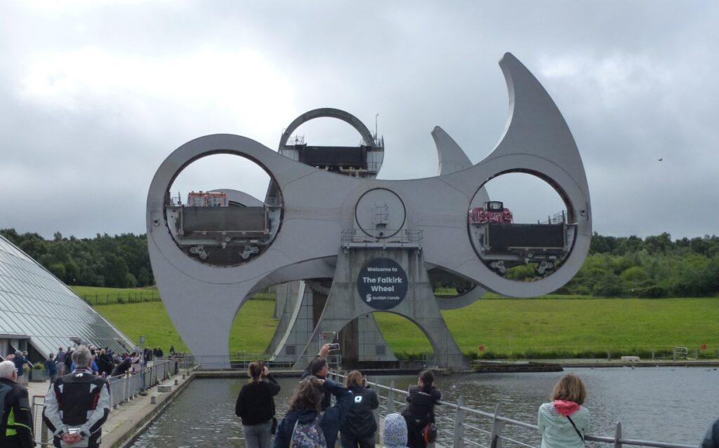 A Swift flight to the Falkirk Wheel with Midland Bluebird